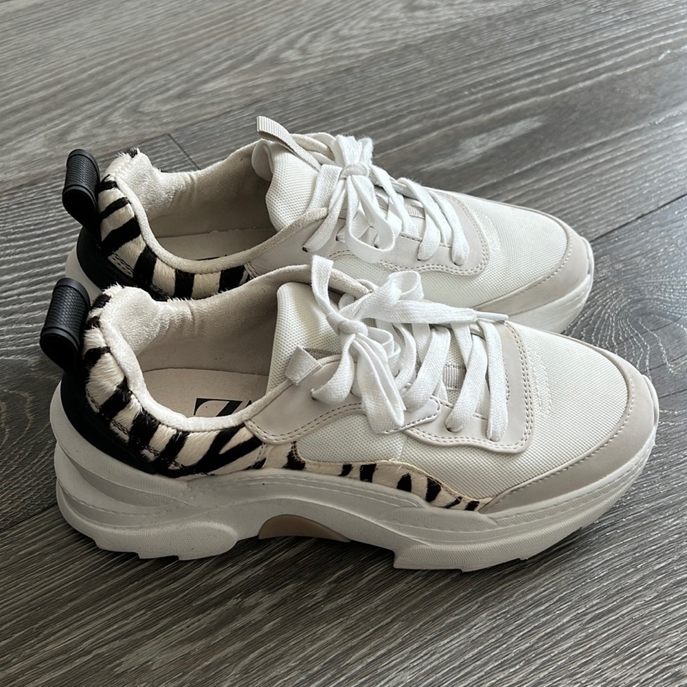Zara “dad sneakers” size 37. Good condition